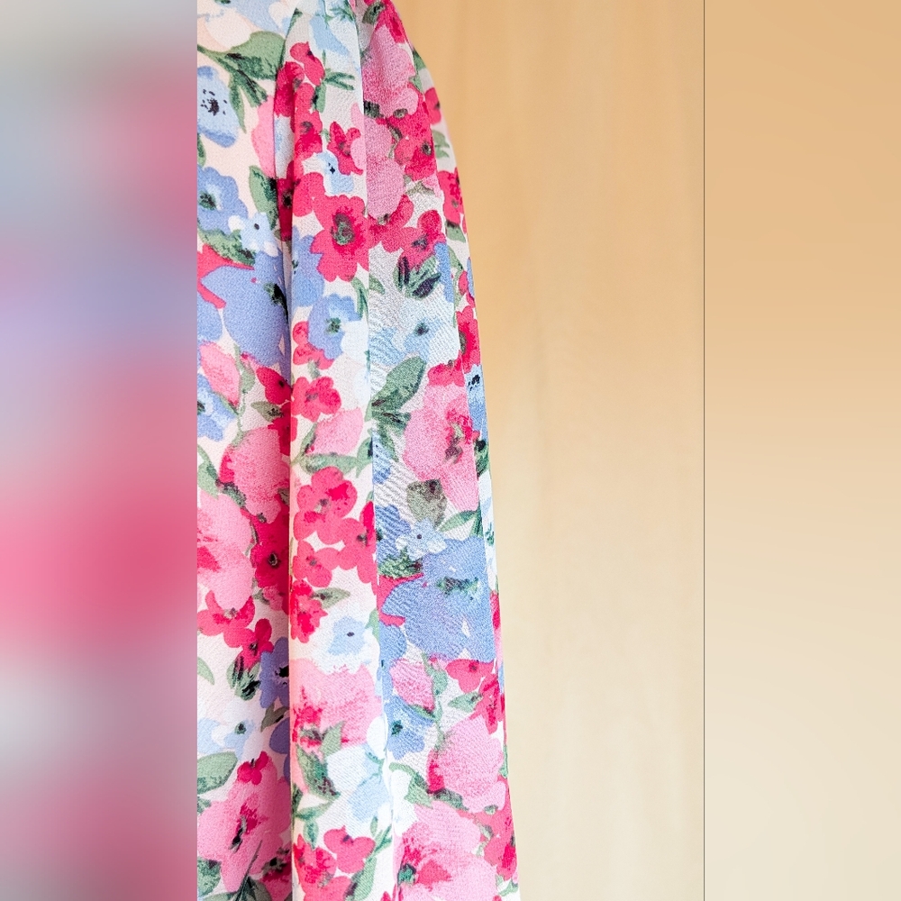 Floral Wrap Dress - Picture 6 of 6